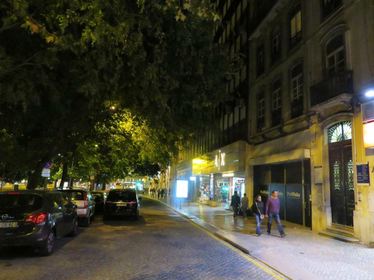 Отель A Ponte Avenida Лиссабон Экстерьер фото